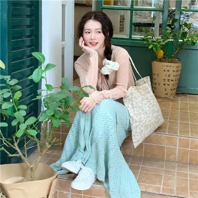 喧闹的街·宁静的海